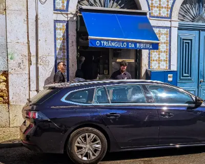 O Triangulo da Ribeira exterior in Cais do Sodré Lisbon
