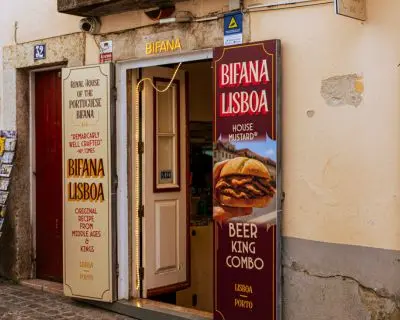 bifana-lisboa-exterior-alfama