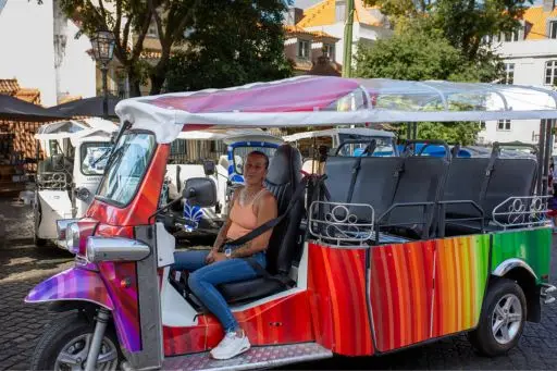 philippa-tuk-tuk-tour-guide-for-around-lisbon