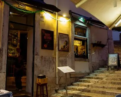solido-fado-and-sardinhas-restaurant-entrance-near-rossio